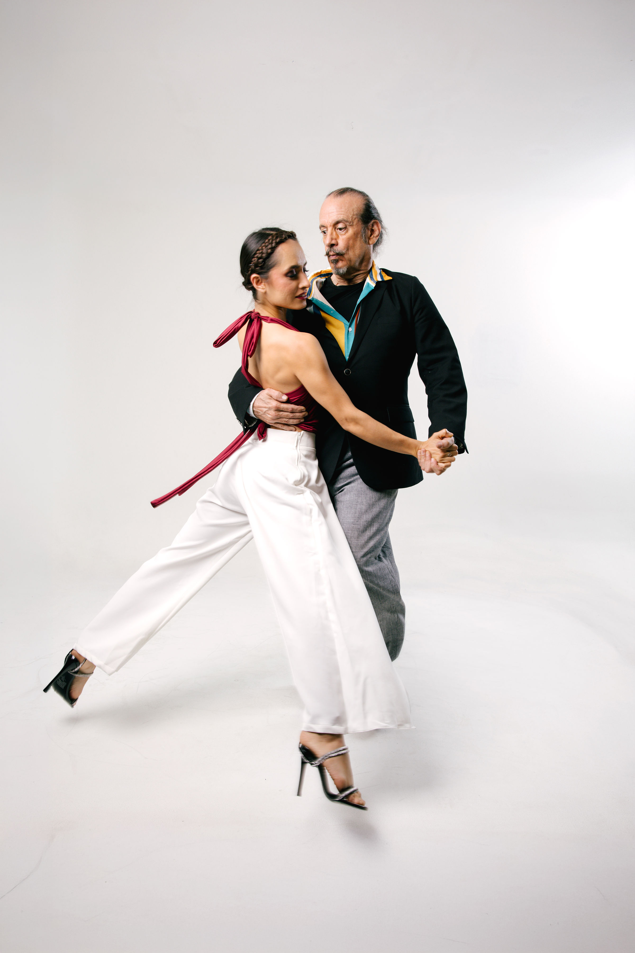 Arcoiris — tango fusión en movimiento